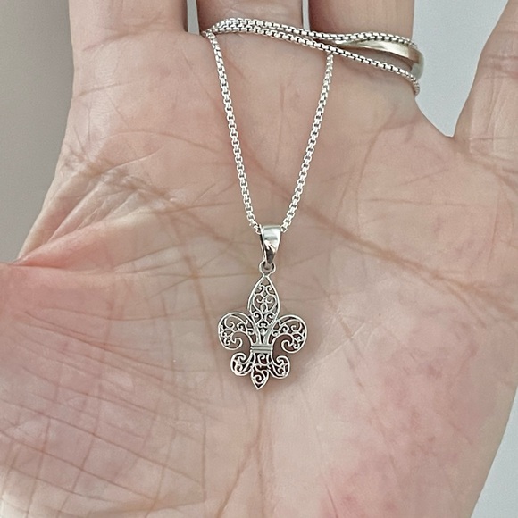 Sterling Silver Filigree Fleur De Lis Necklace, Saints Necklace, Silver Necklace - Picture 6 of 13